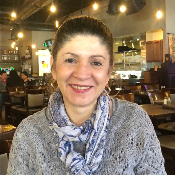 Meet your Posher, Luza - Picture 1 of 1